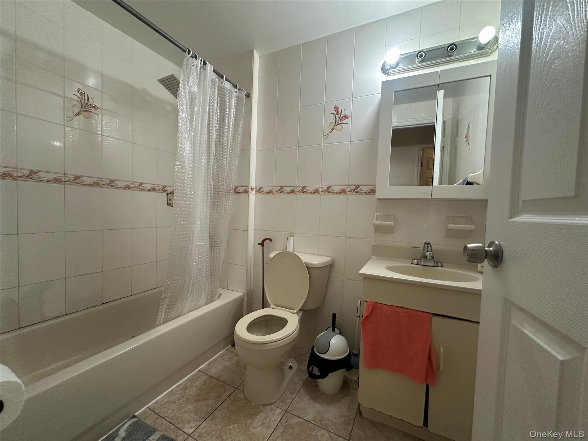 8543 Britton Avenue Property Photo 12