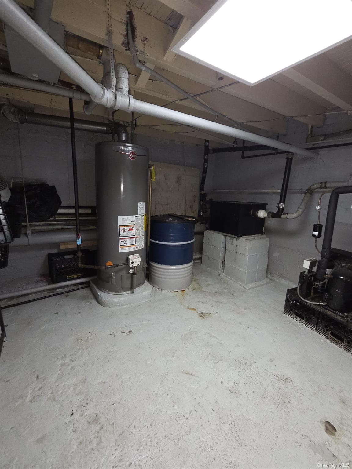 64-06 Roosevelt Avenue Property Photo 7