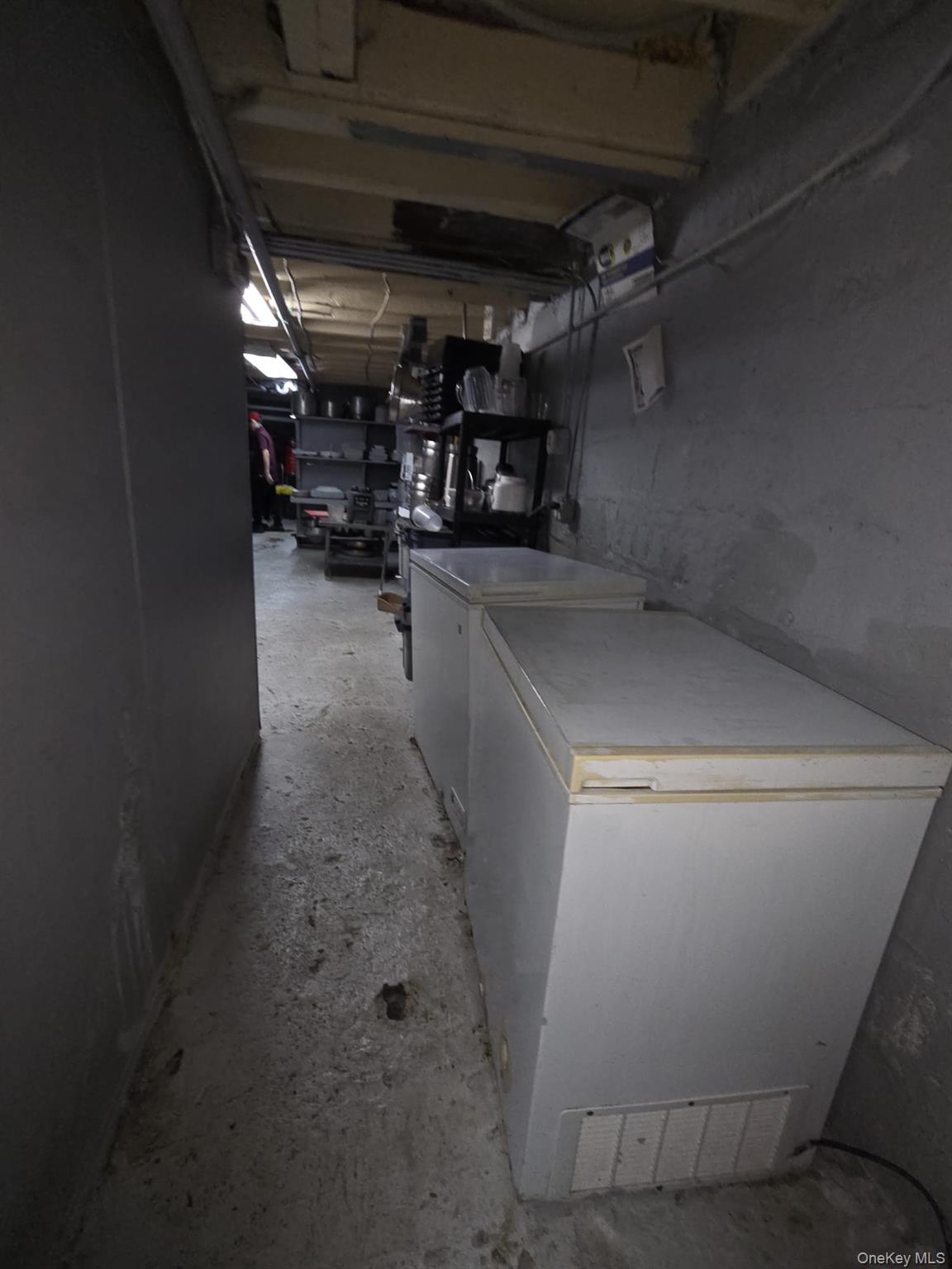 64-06 Roosevelt Avenue Property Photo 9