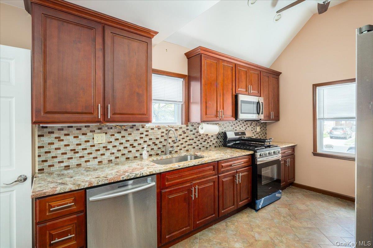 48 Hommell Street Property Photo 11