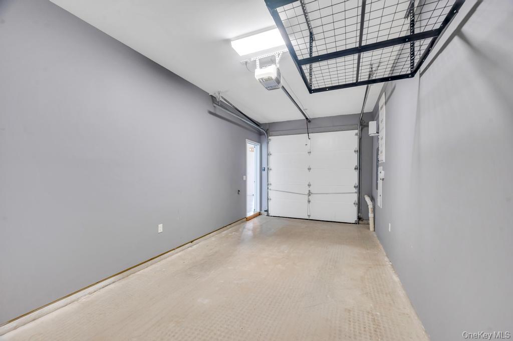 18 Hearthstone Court Property Photo 20
