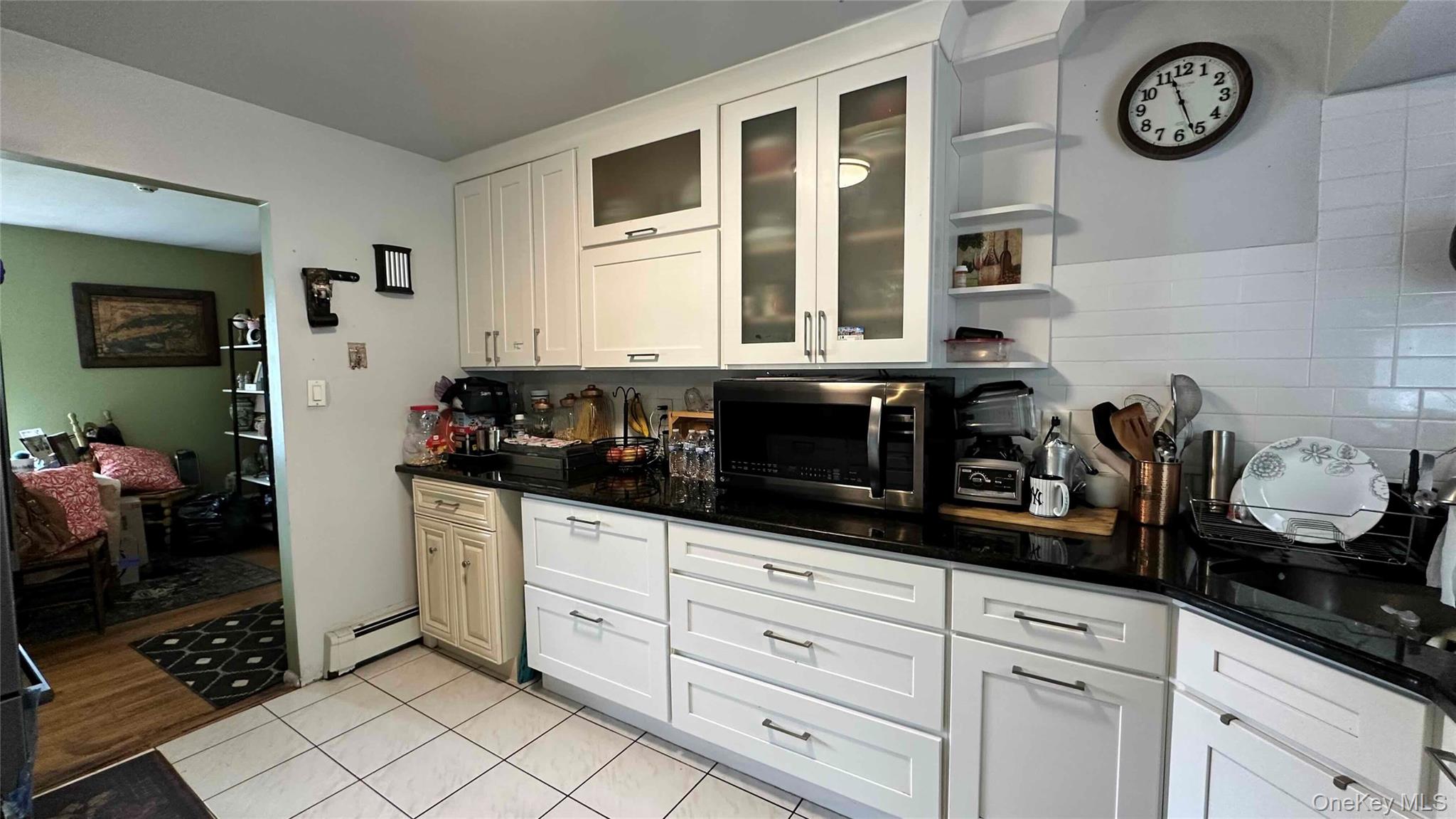 42 Kenwood Avenue Property Photo 7
