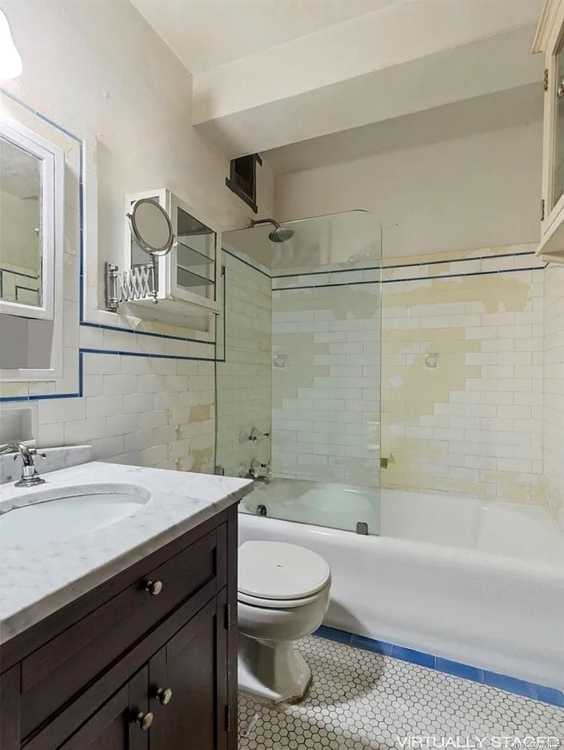 457 W 57th Street 308 Property Photo 4