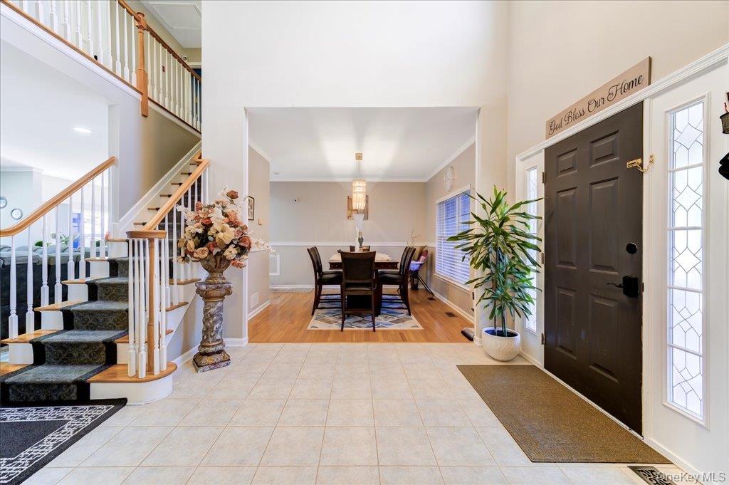 2723 Colonial Drive Property Photo 6