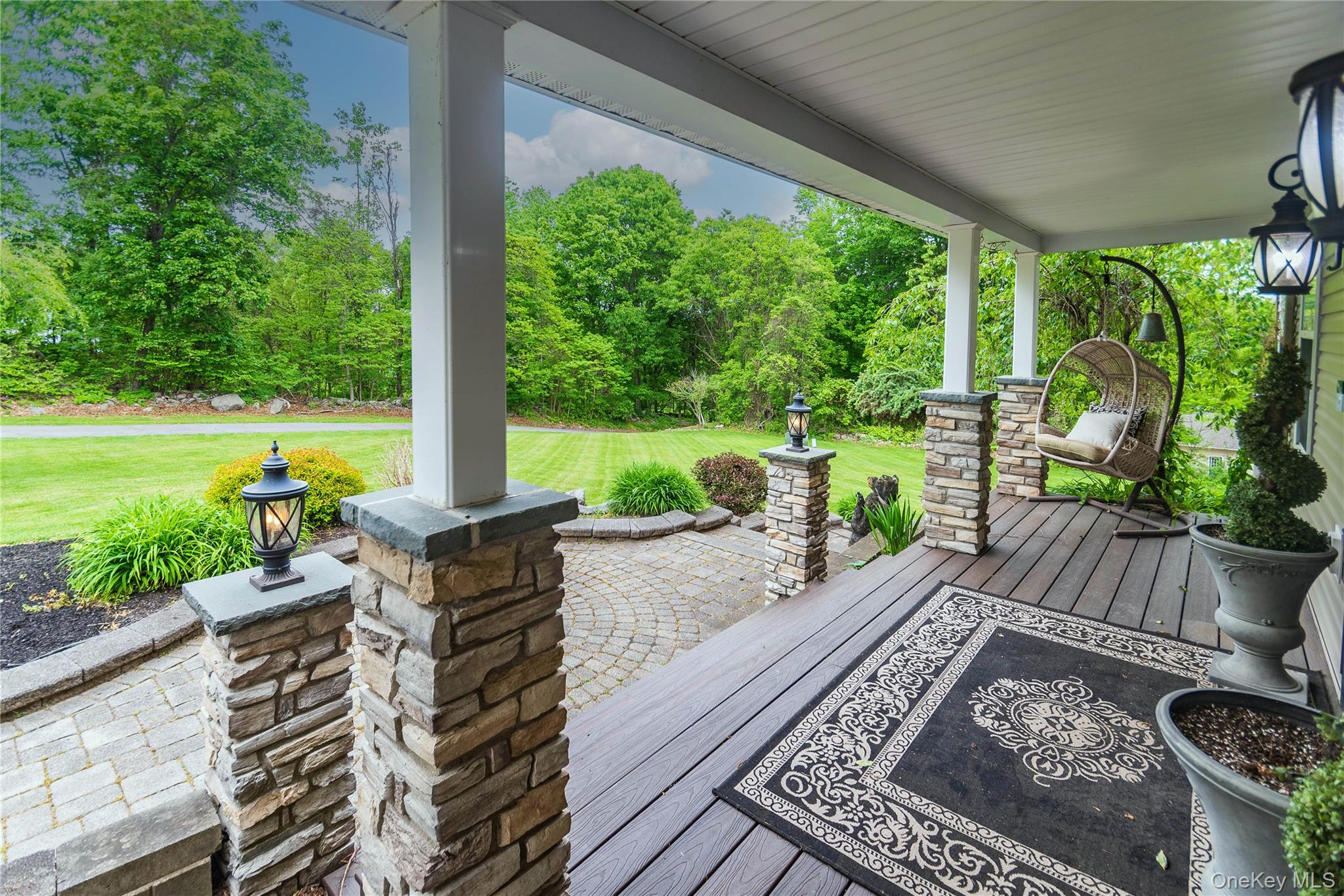1 Starlight Path Property Photo 2