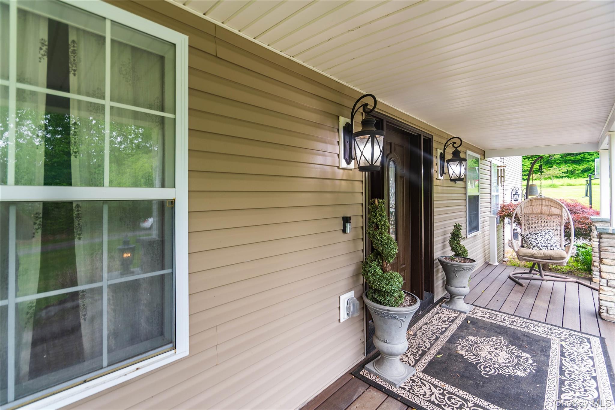 1 Starlight Path Property Photo 3