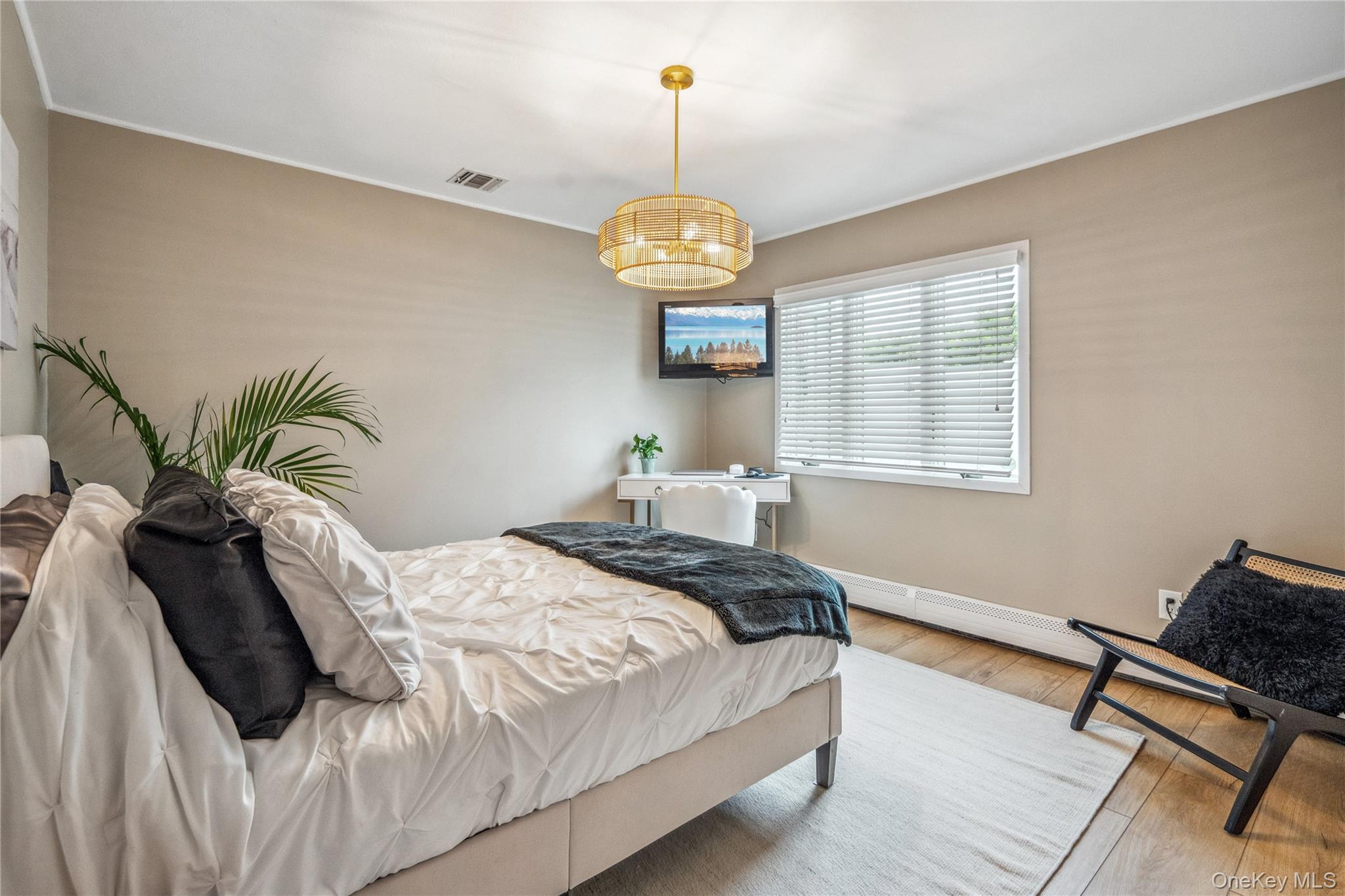 55 Duckpond Drive Property Photo 8