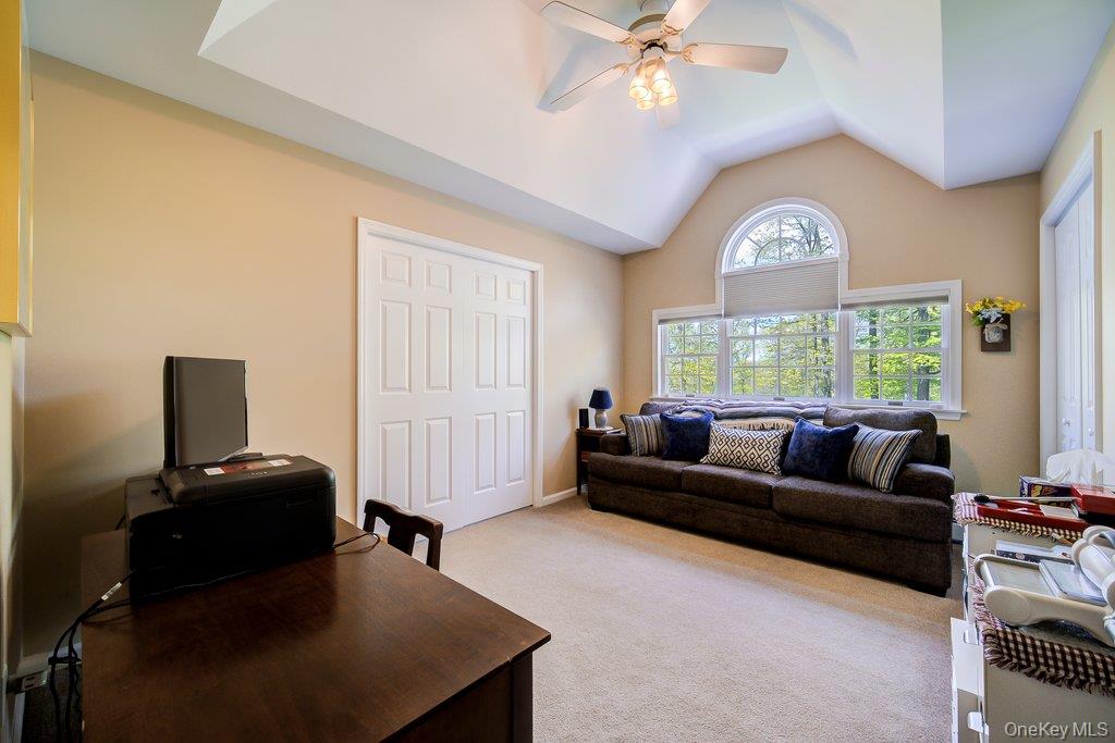 15 Grandview Terrace Property Photo 20