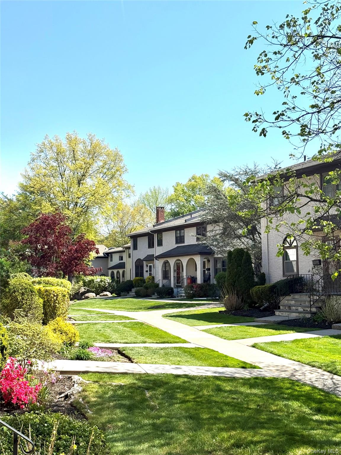 164 Somerset Drive Property Photo 3