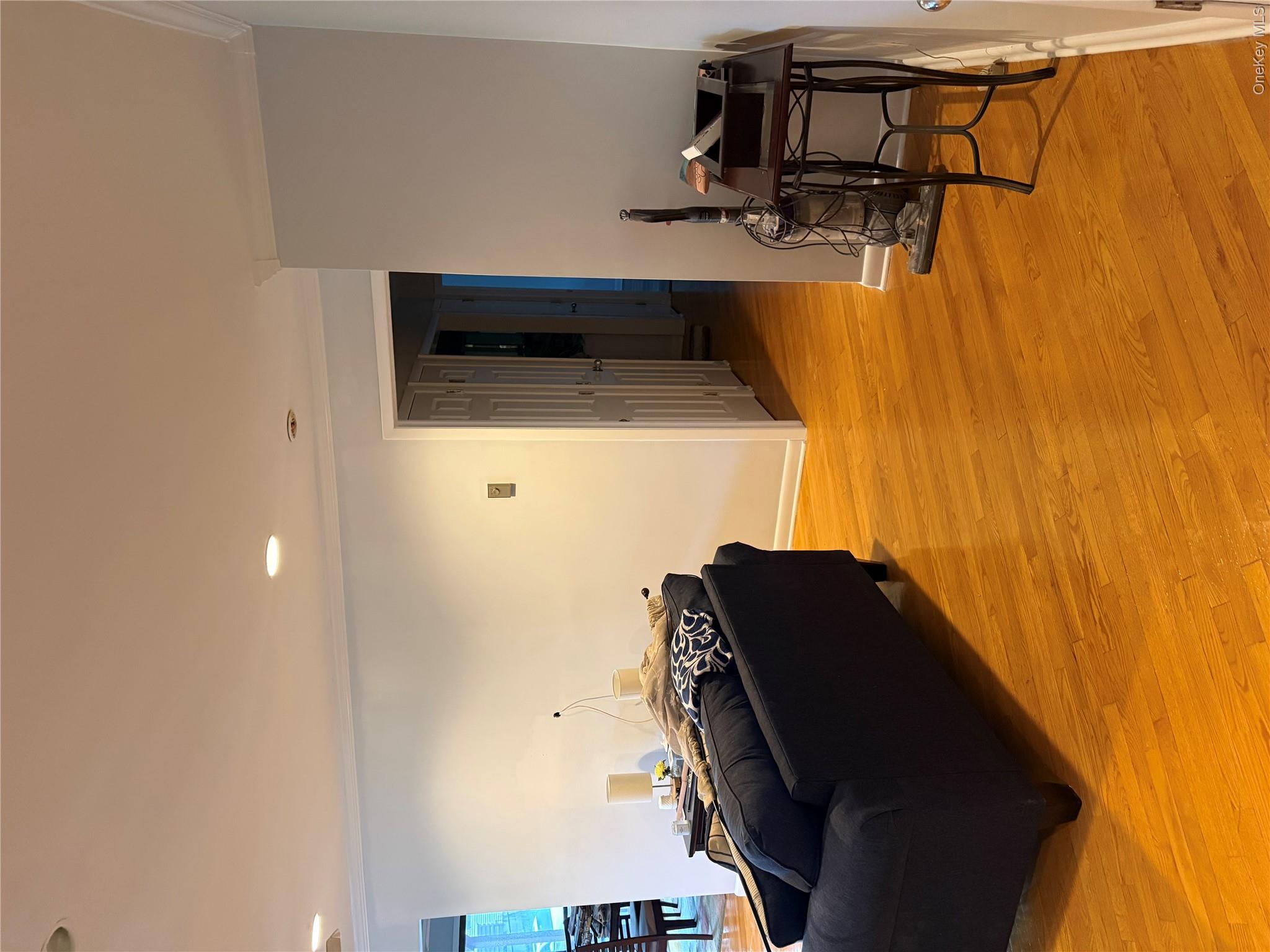 332 Richard Court Property Photo 5