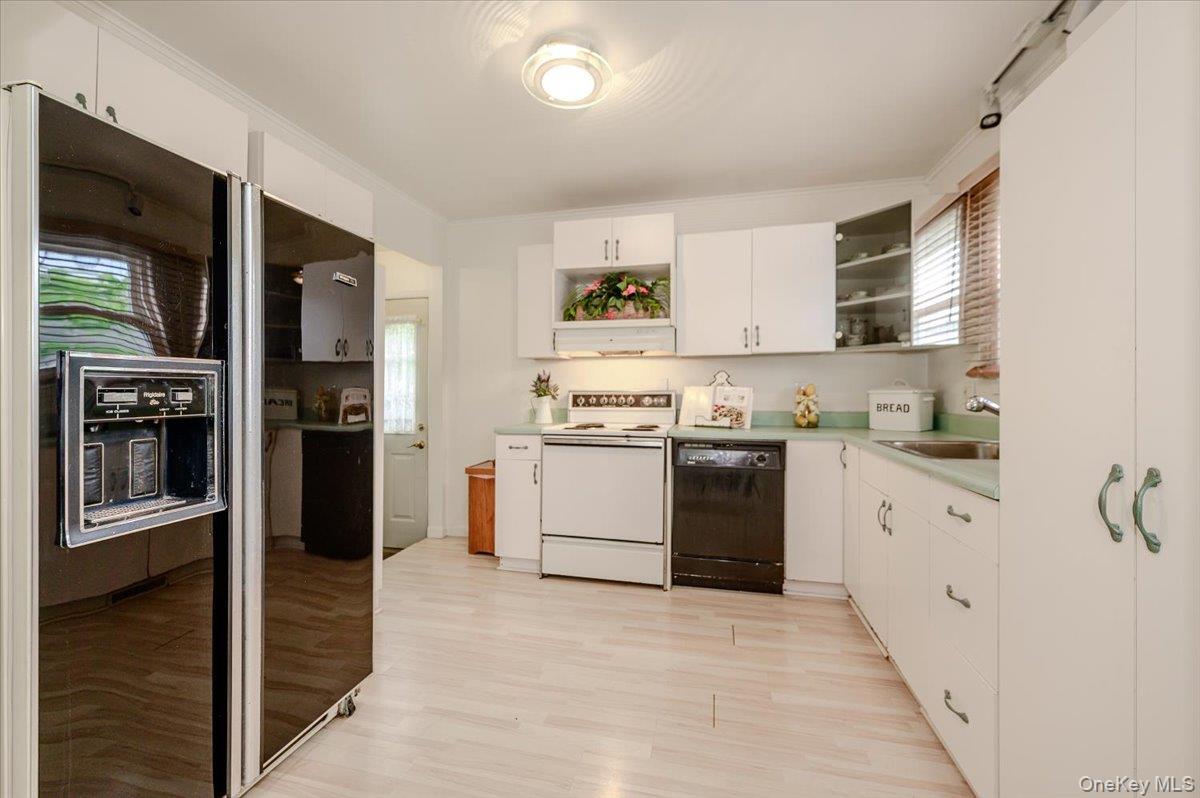 18 Kelly Place Property Photo 8