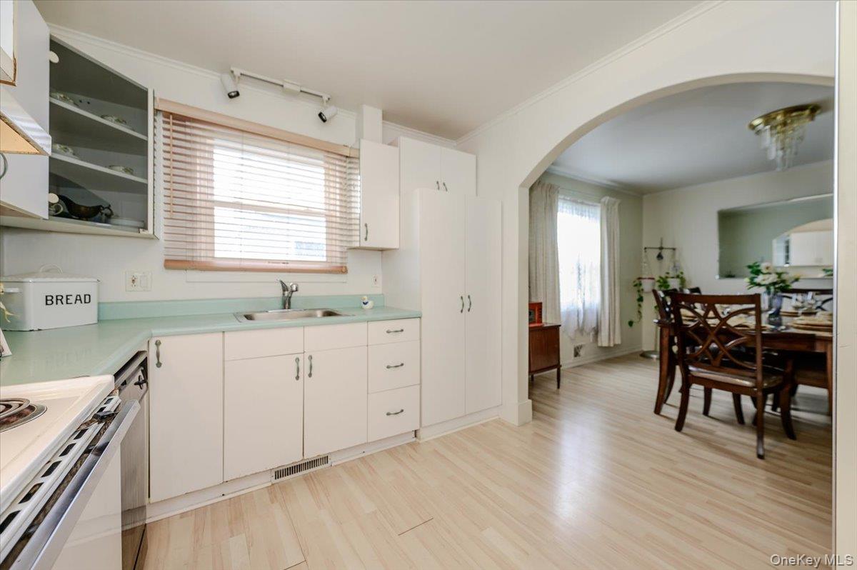 18 Kelly Place Property Photo 9