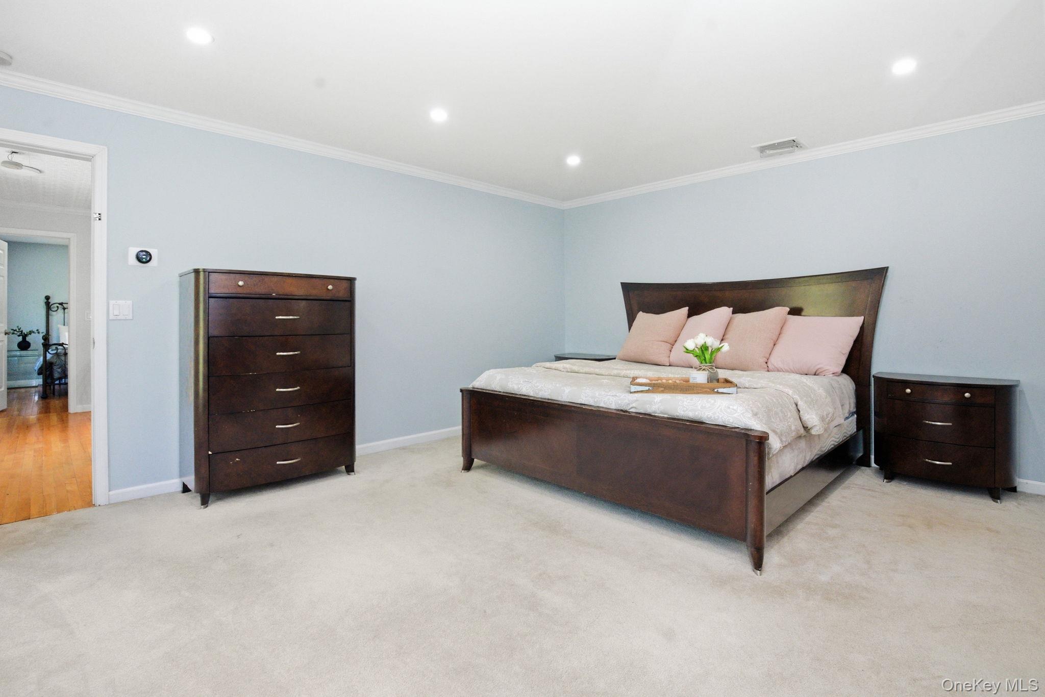28 Sassinoro Drive Property Photo 16