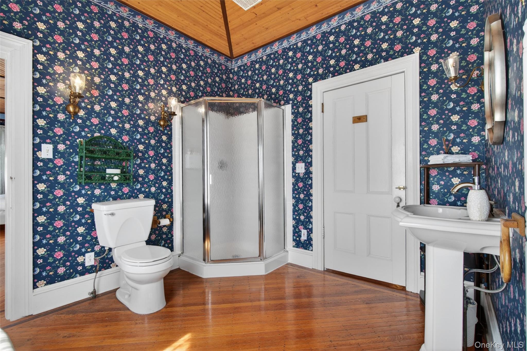 19 High Street Property Photo 25