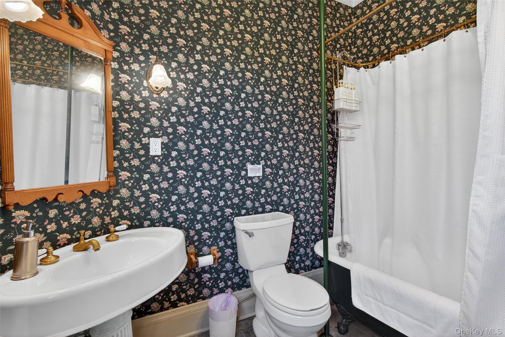 19 High Street Property Photo 27