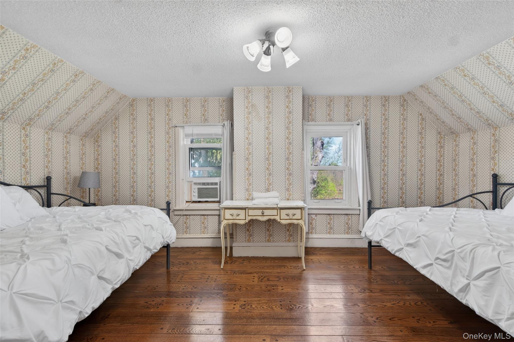 19 High Street Property Photo 30