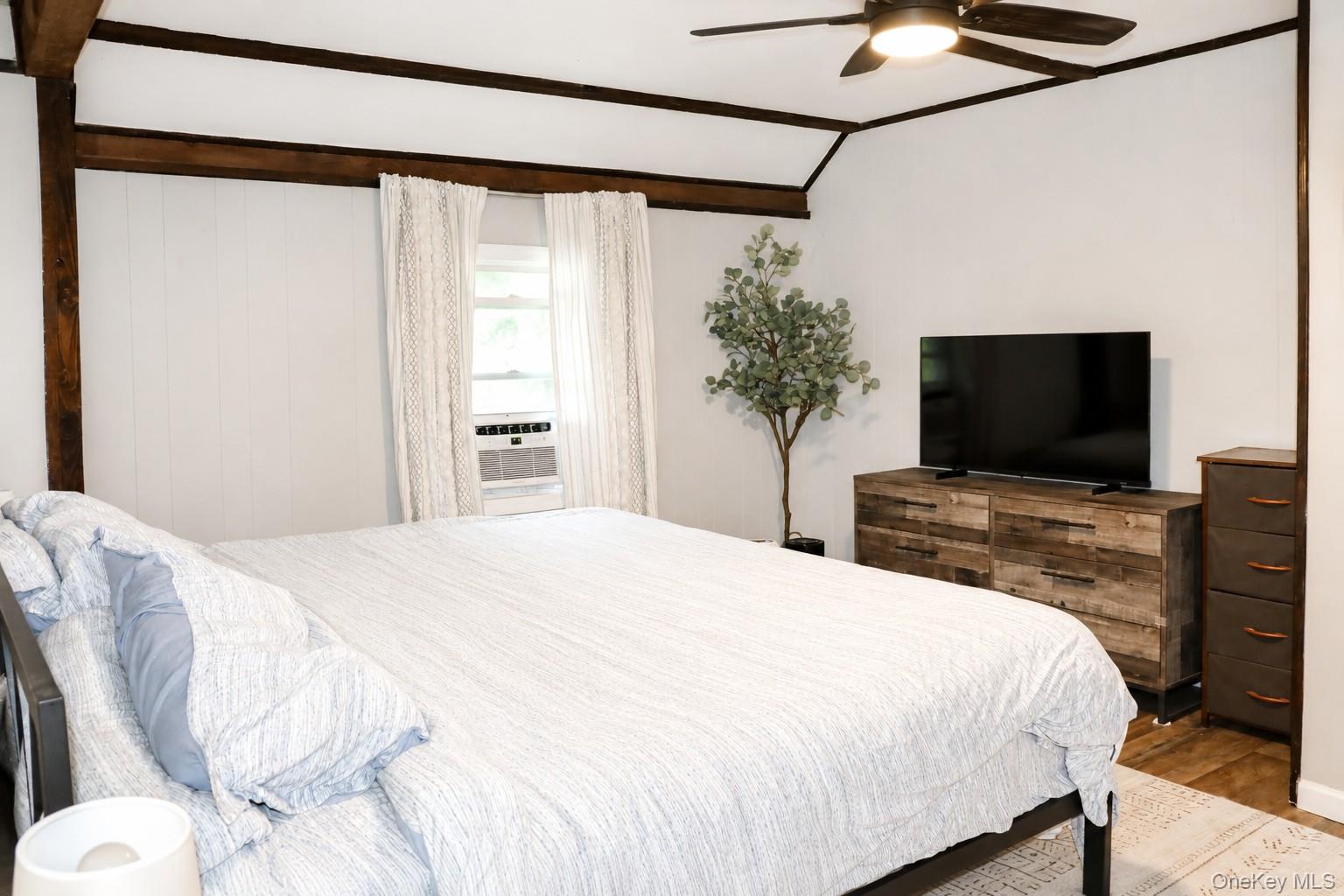 19 High Street Property Photo 45