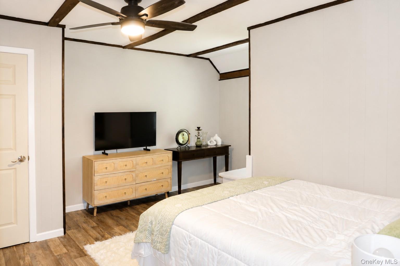 19 High Street Property Photo 46