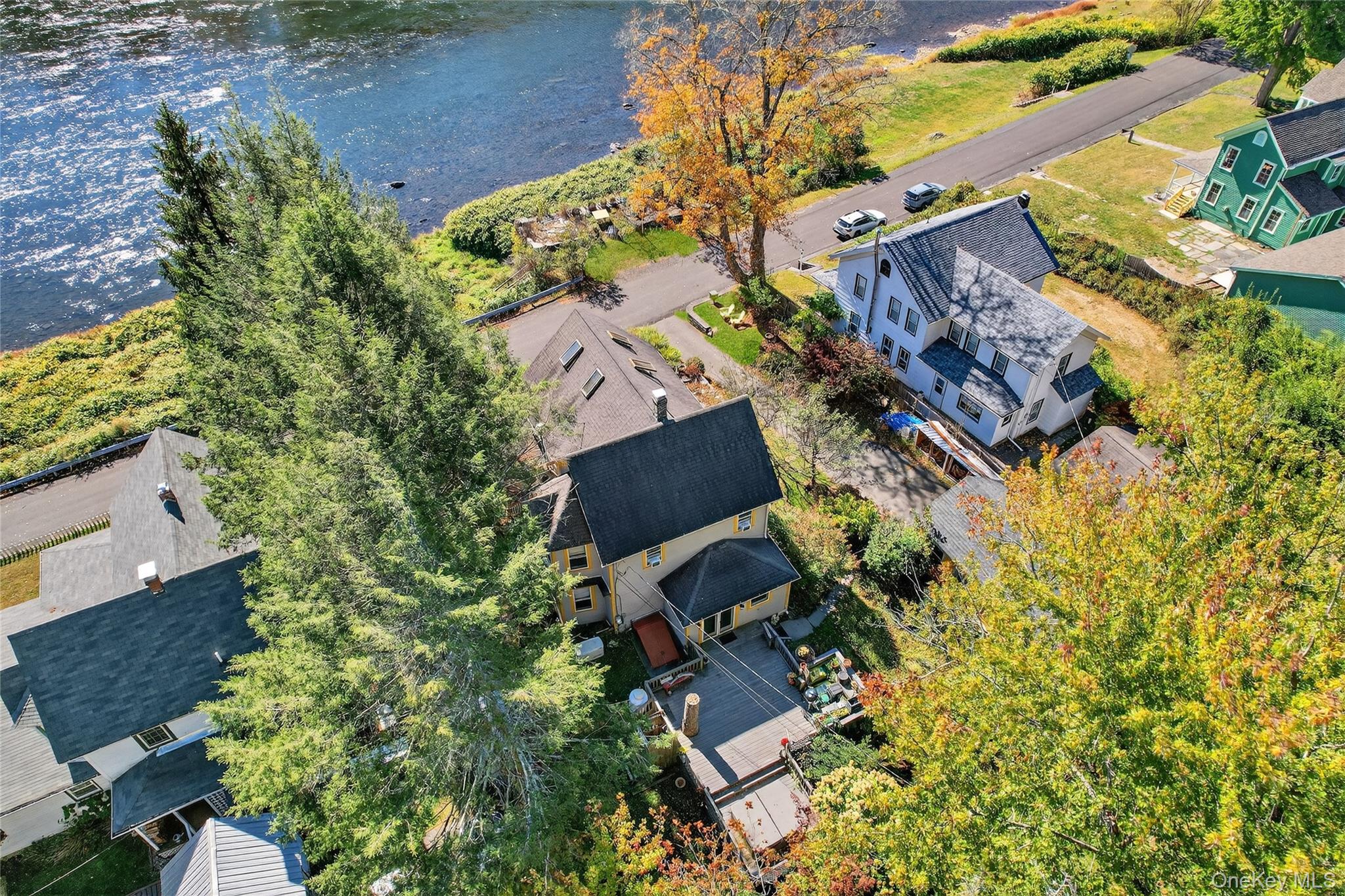 48 River Road Property Photo 11
