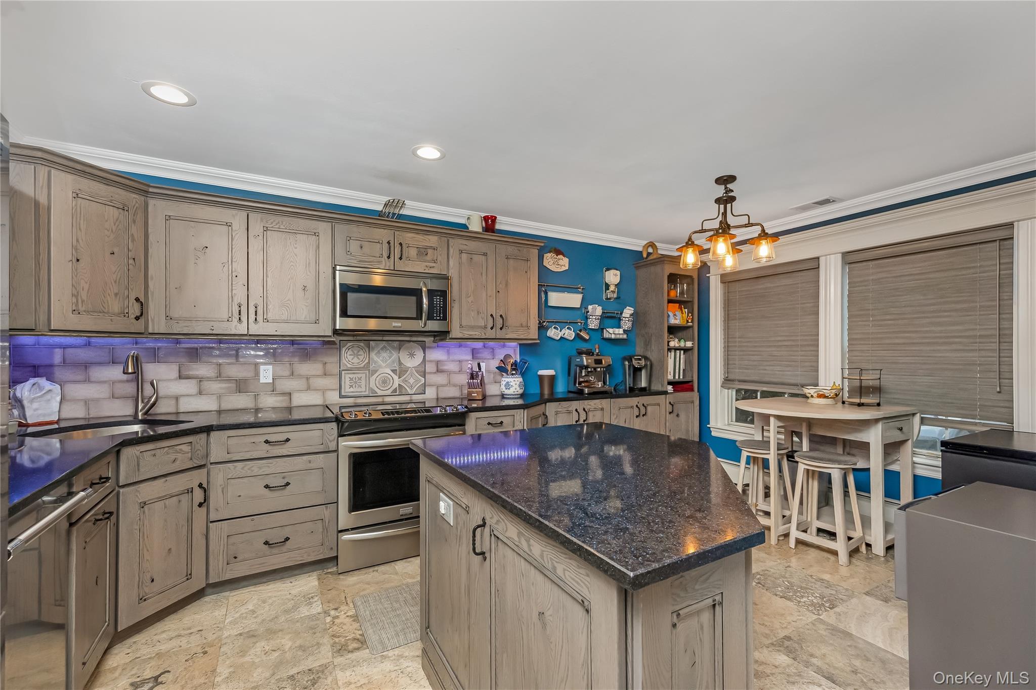 27 Stratford Green Property Photo 9