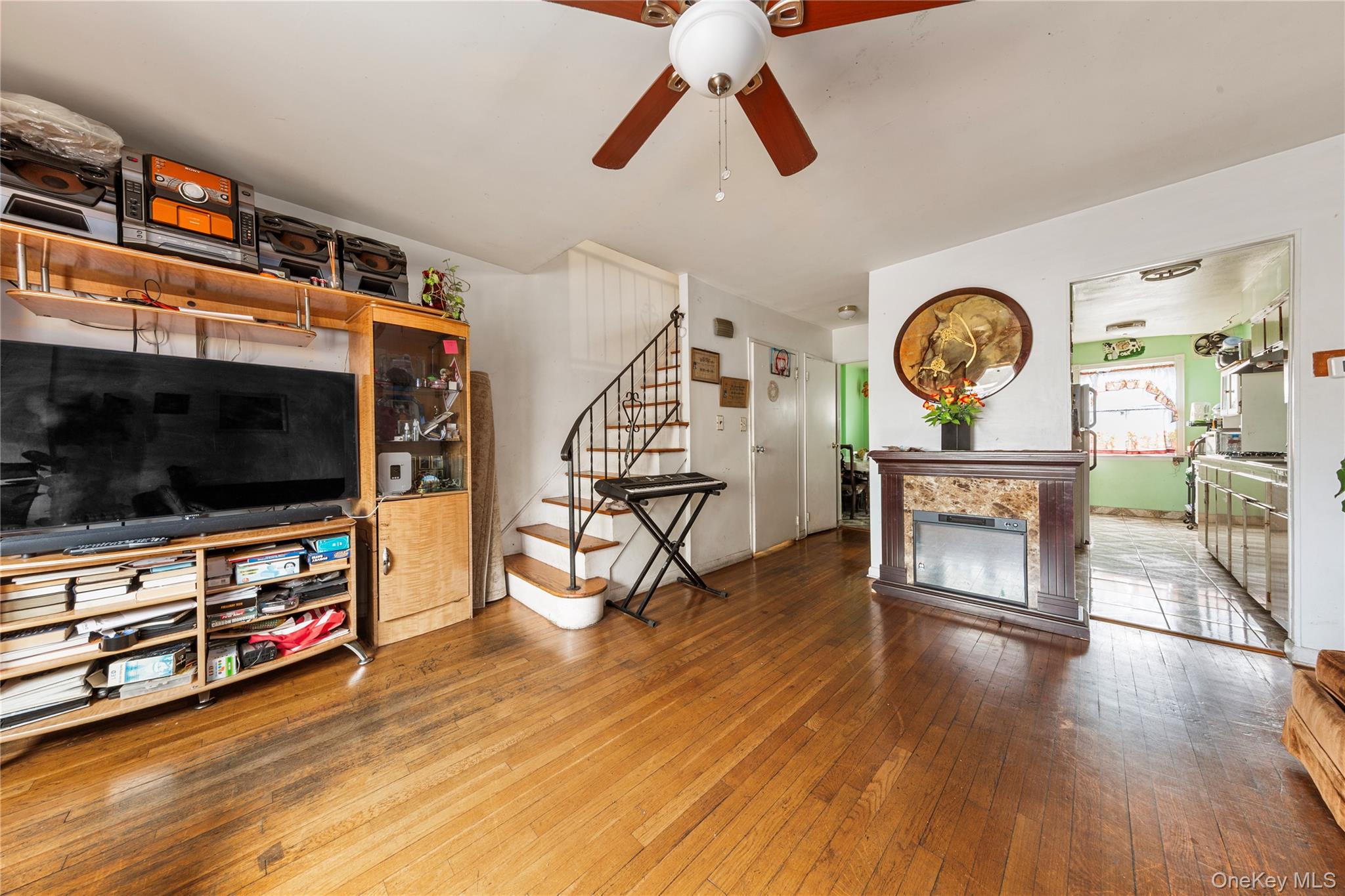 217-35 Hempstead Avenue Property Photo 3
