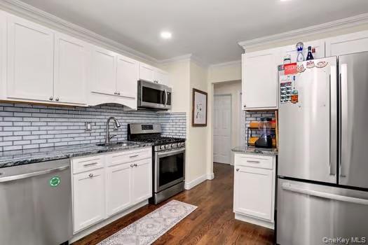 129 Parkside Drive Property Photo 10