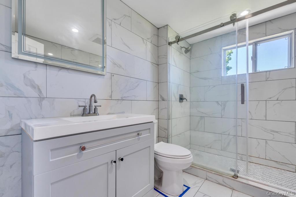 259 N Rutherford Avenue Property Photo 22