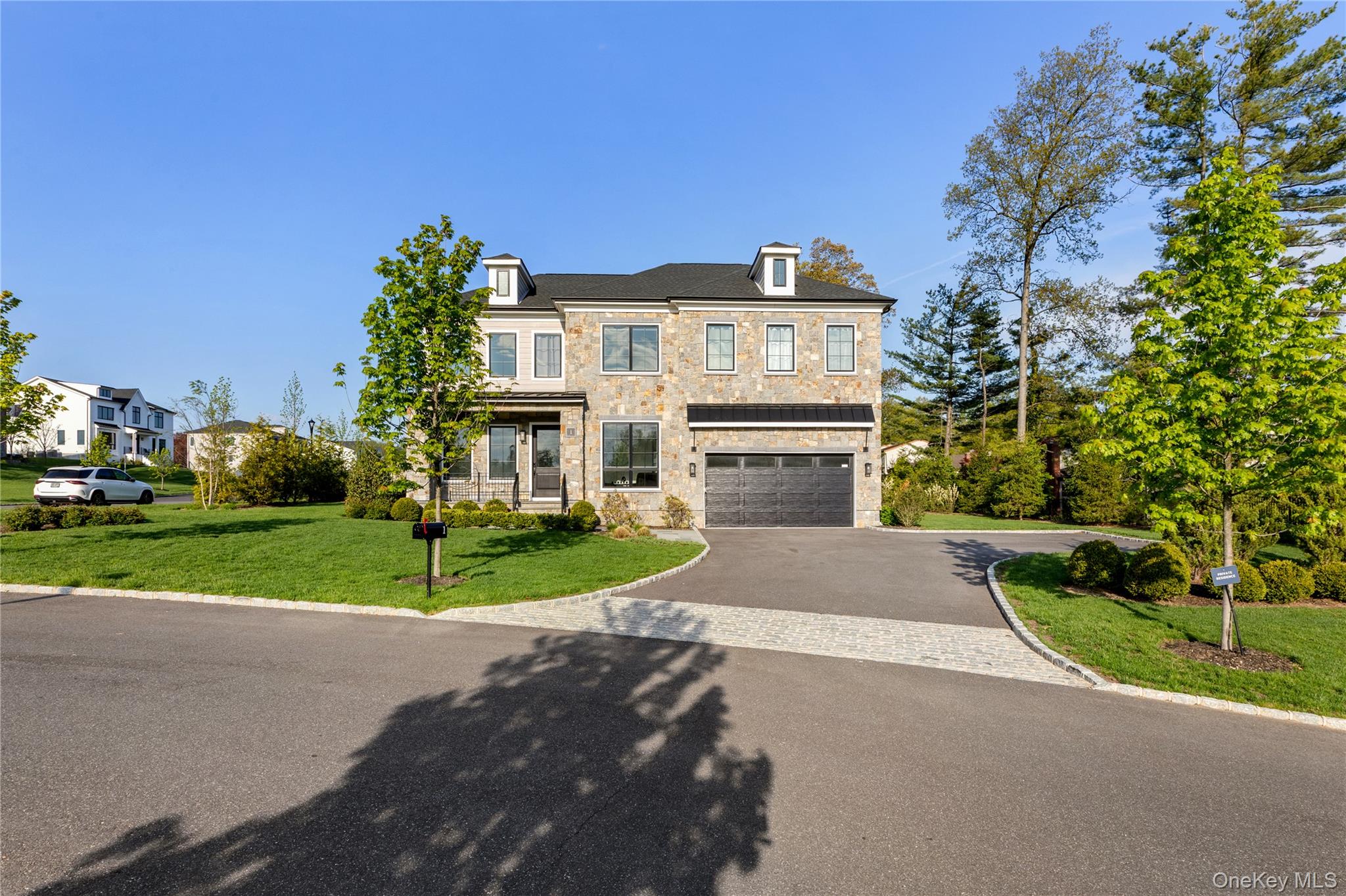 1 Sequoia Circle Property Photo 3