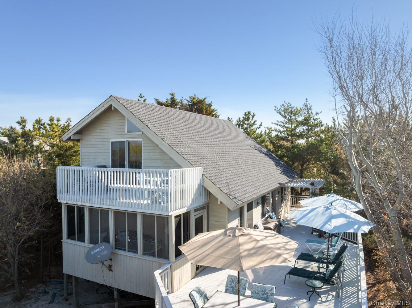 200 Clipper Road Property Photo 2