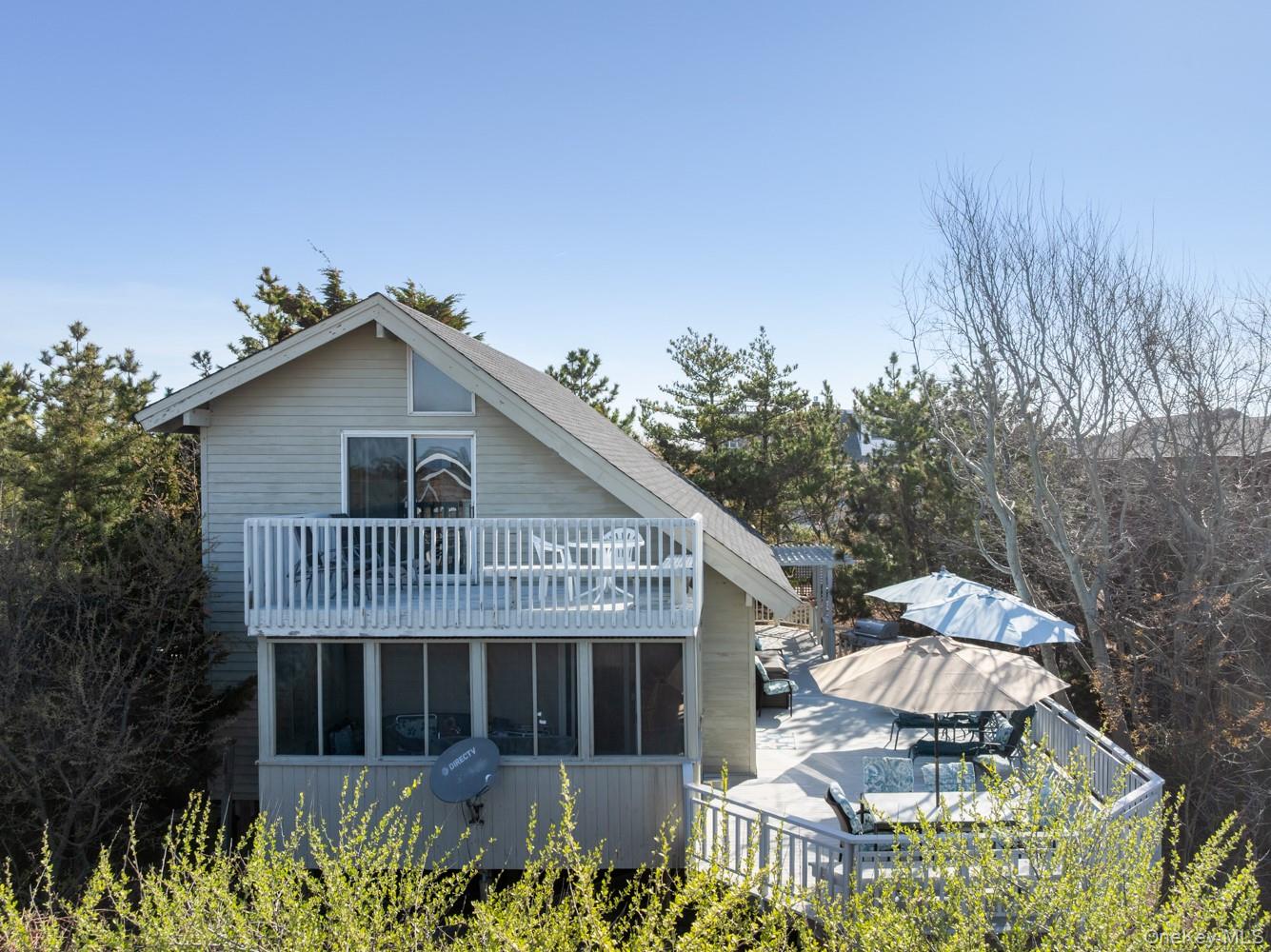 200 Clipper Road Property Photo 3