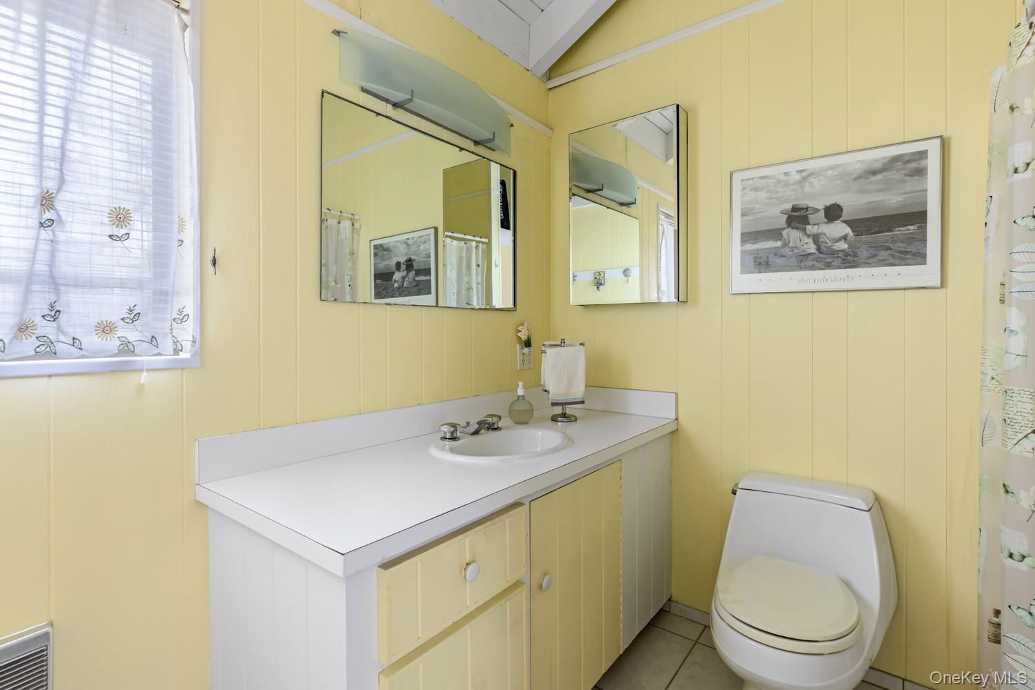 200 Clipper Road Property Photo 21