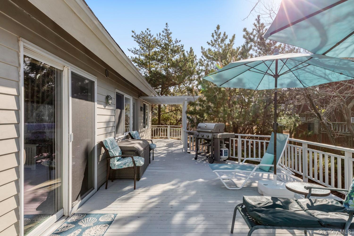 200 Clipper Road Property Photo 24