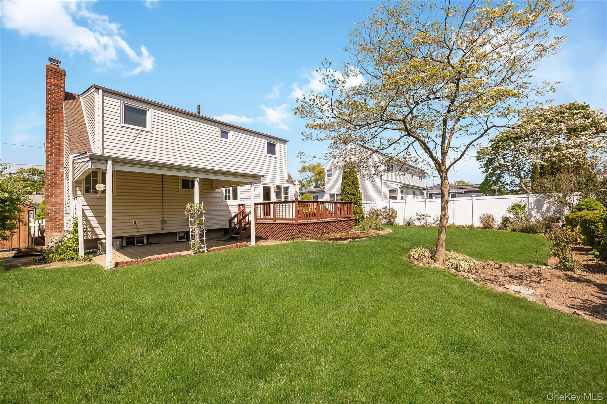 3 6th Avenue Property Photo 24