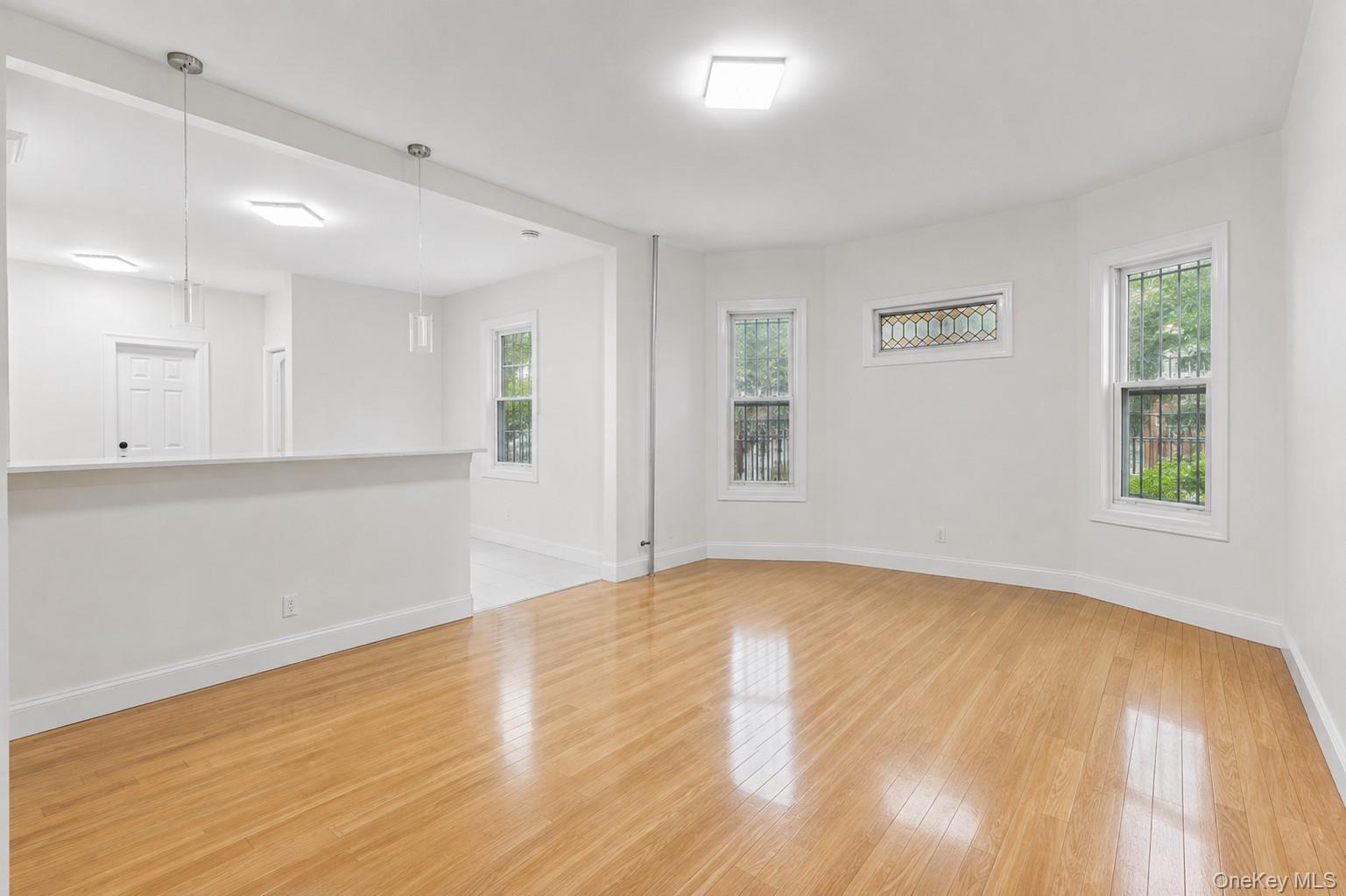 60 Ashford Street Property Photo 9