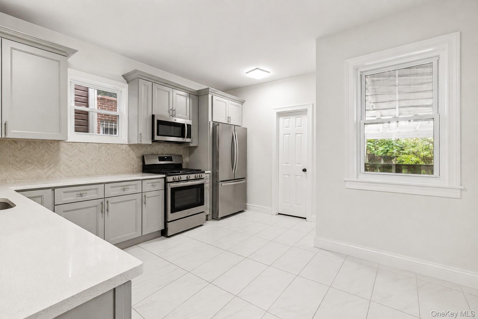 60 Ashford Street Property Photo 11