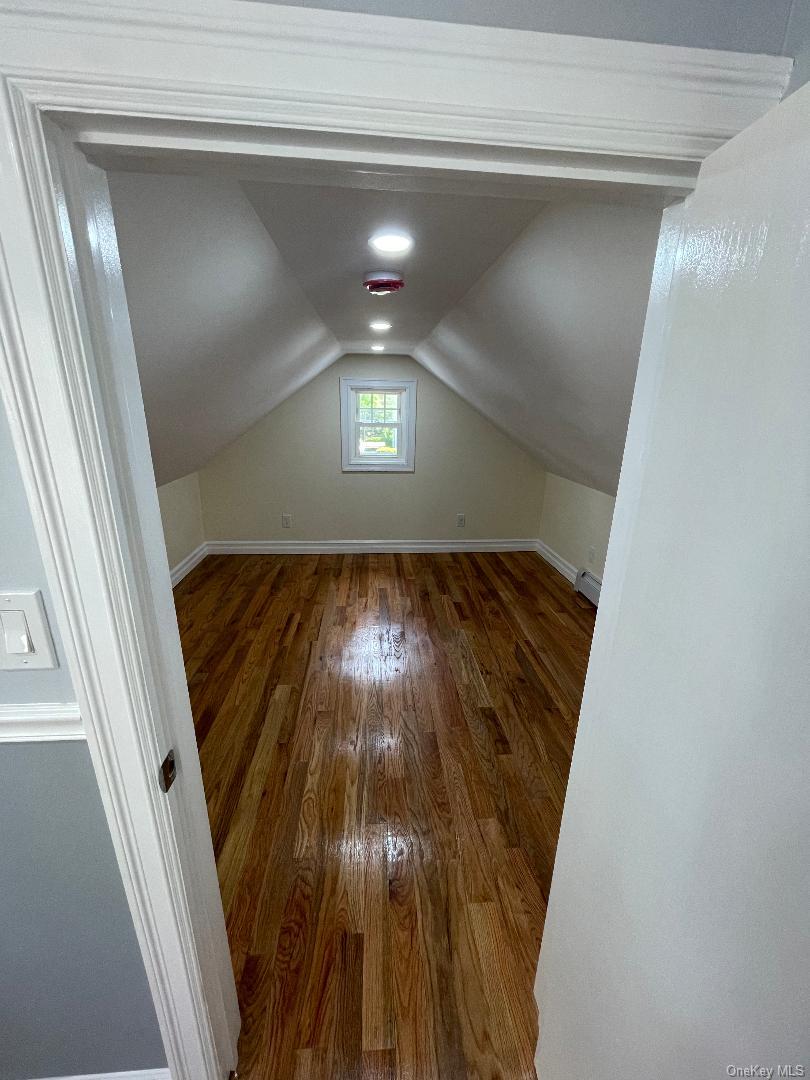 839 Clarence Avenue Property Photo 22