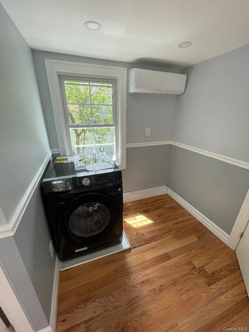 839 Clarence Avenue Property Photo 26