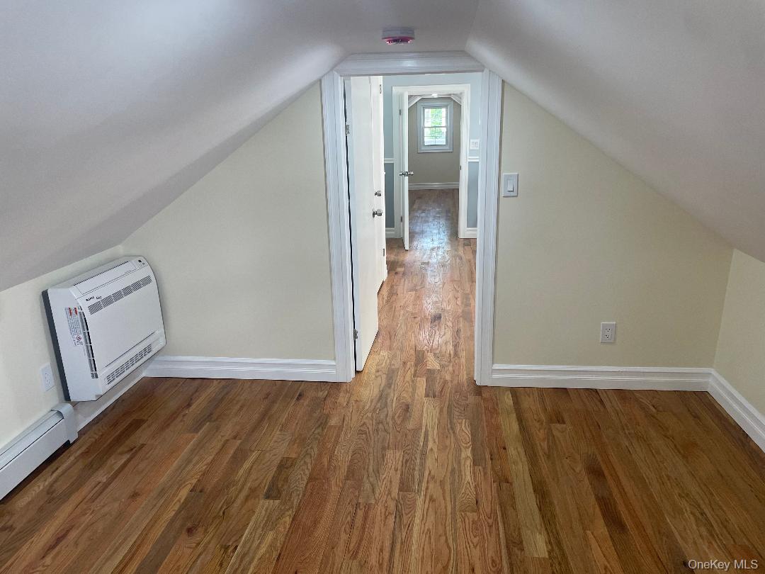 839 Clarence Avenue Property Photo 27