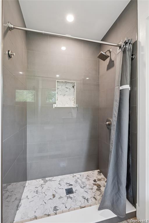 317 Sky Walk Property Photo 24