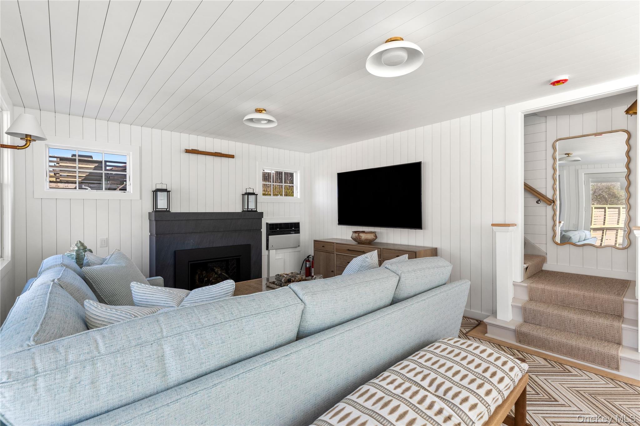 105 Clipper Road Property Photo 11