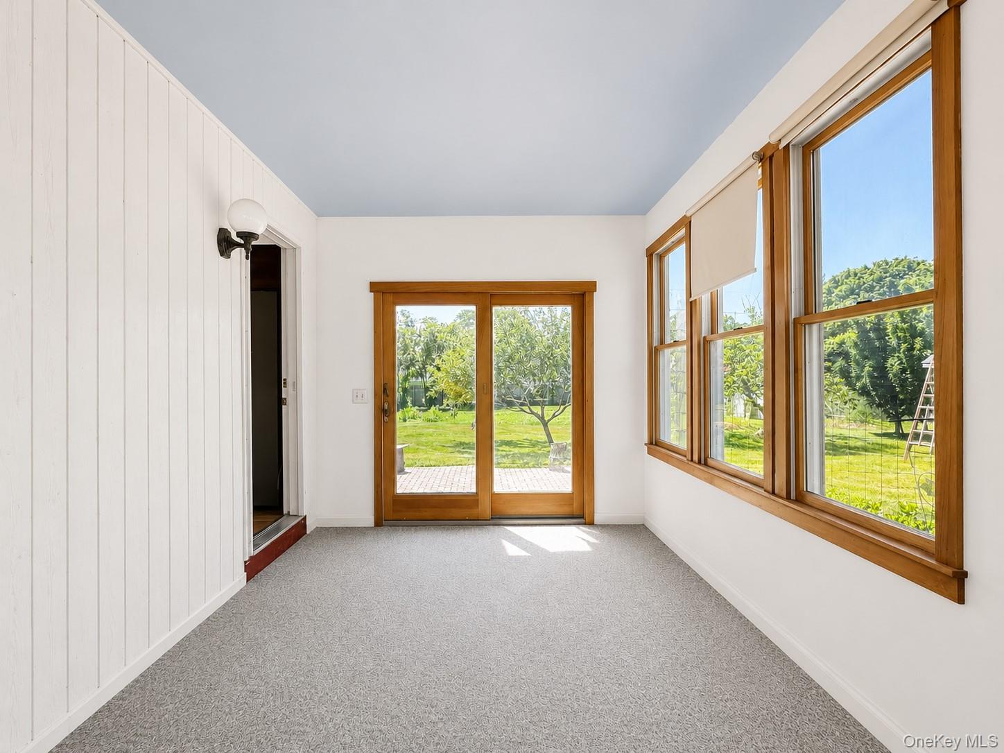 6 Roberts Lane Property Photo 12