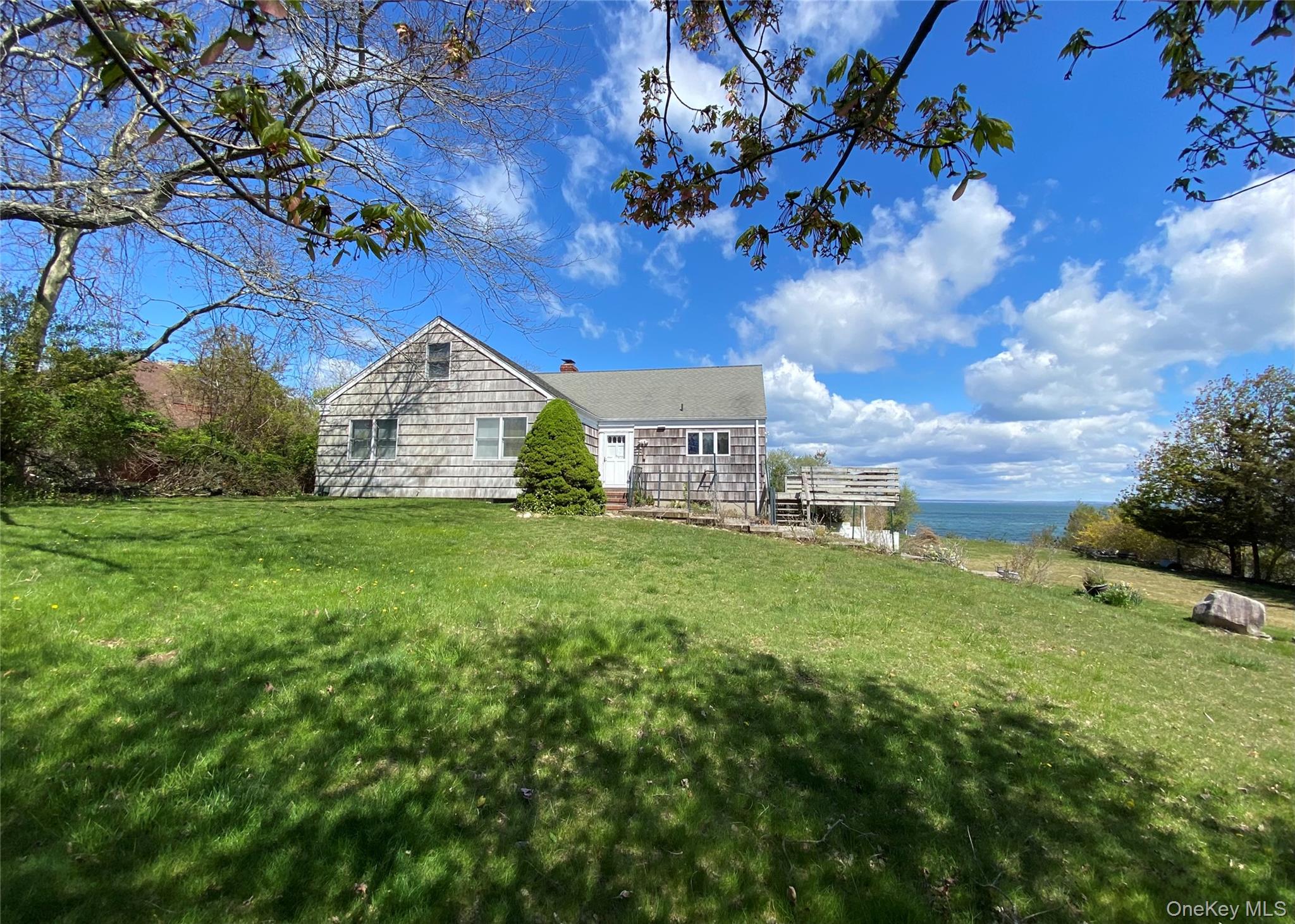 100 Sound Drive Property Photo 5