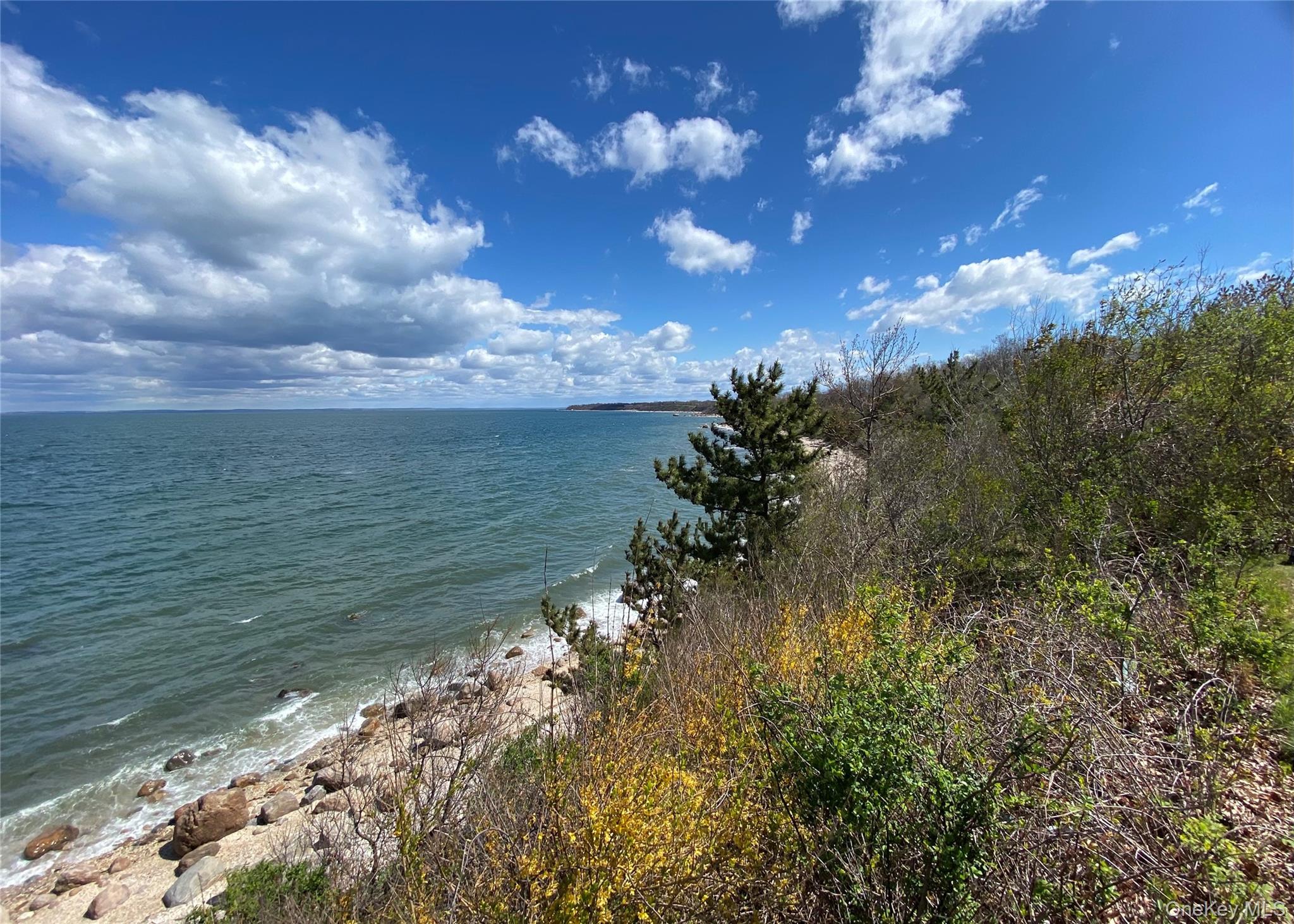 100 Sound Drive Property Photo 11
