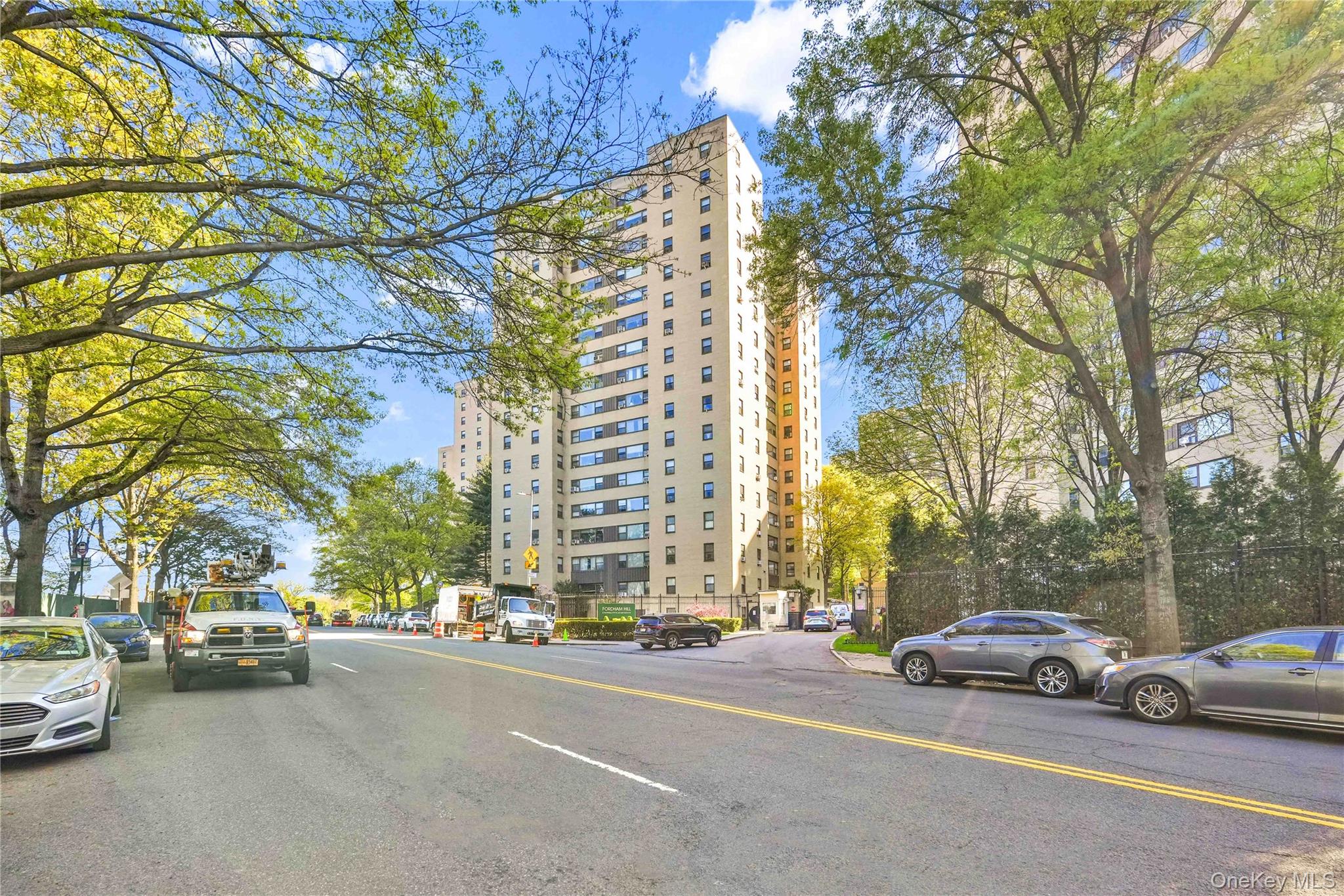 3 Fordham Hill Oval 1F Property Photo 1