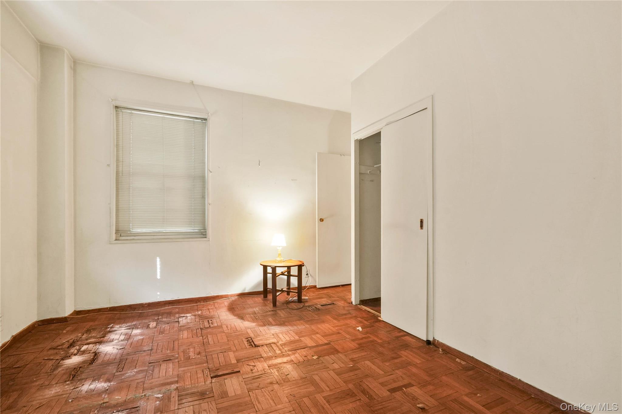 3 Fordham Hill Oval 1f Property Photo 3