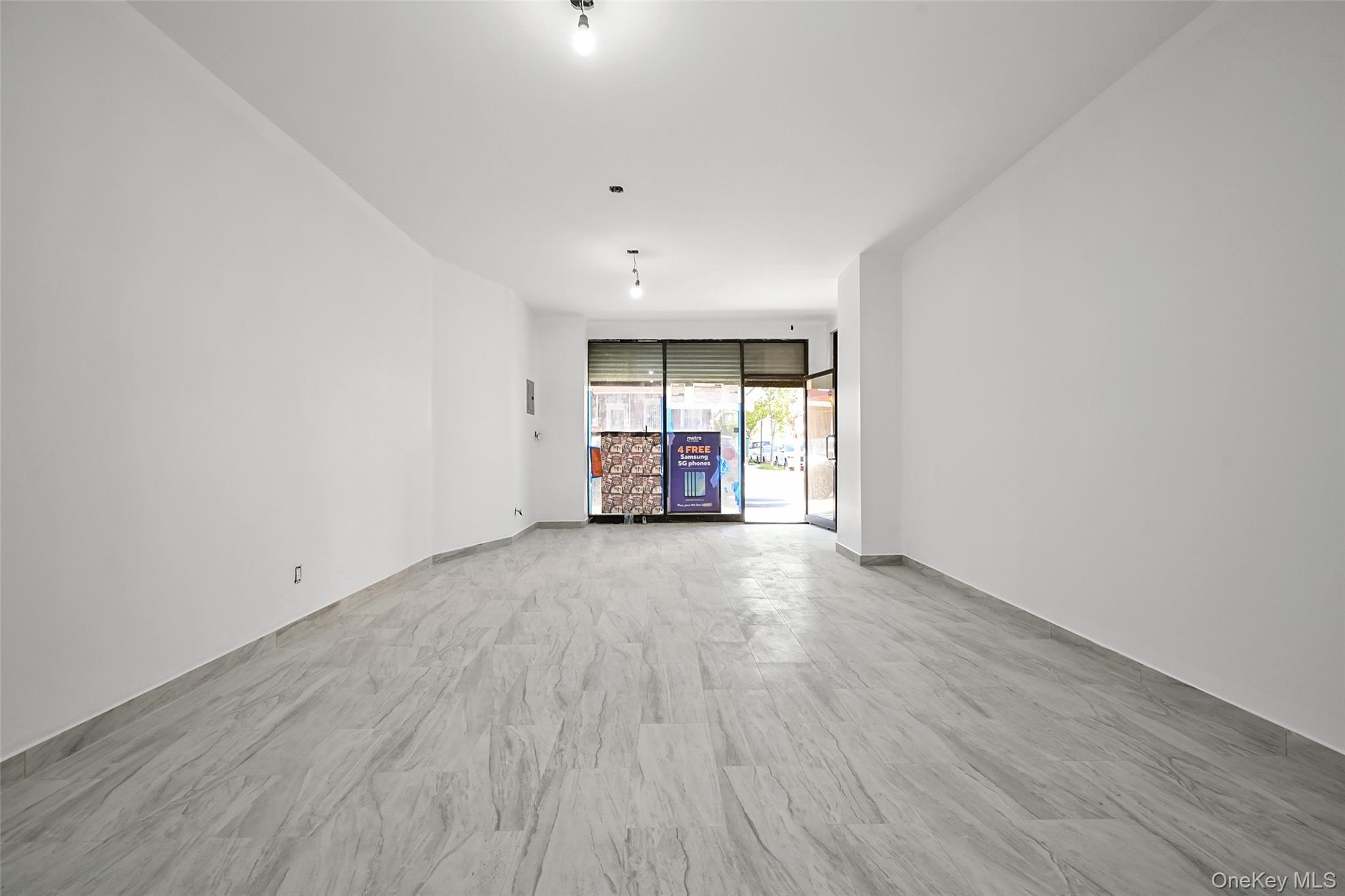 880 Glenmore Avenue Storefront Property Photo 1