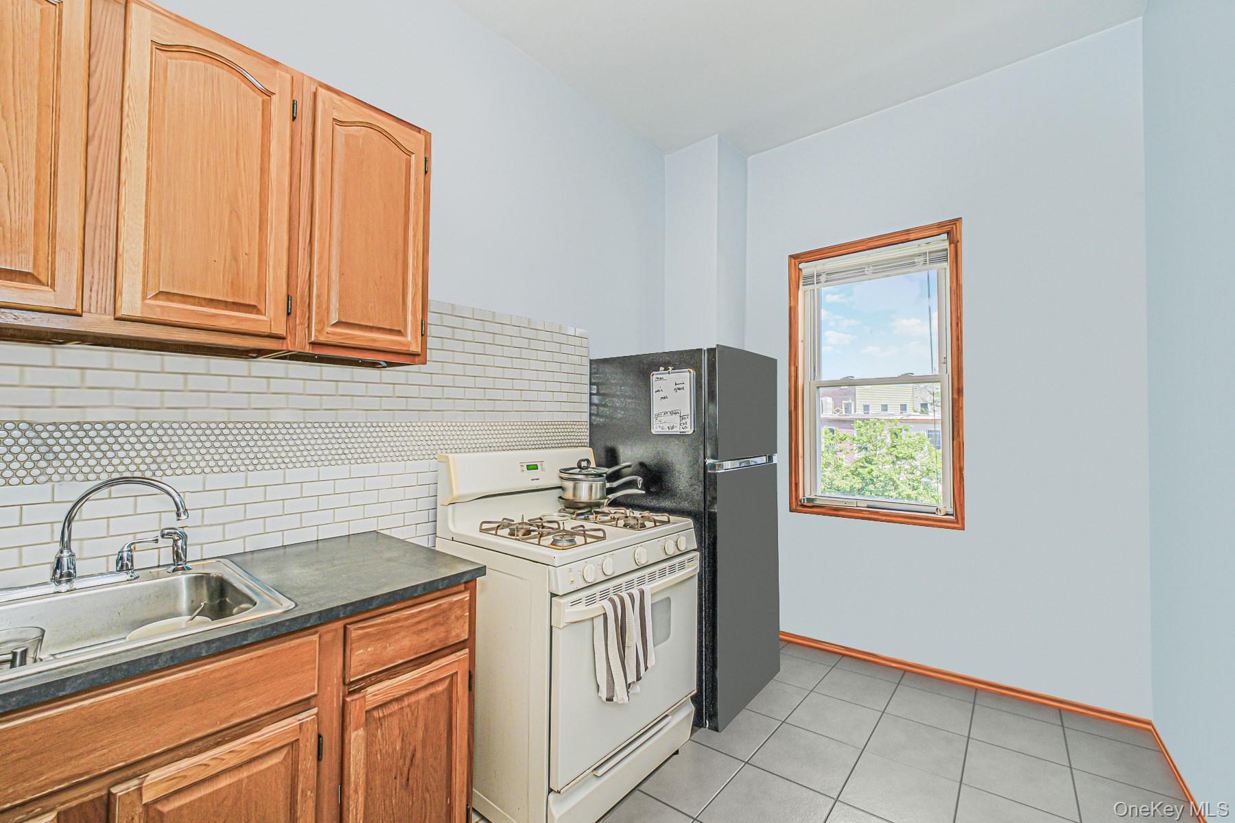 260 Covert St Property Photo 23