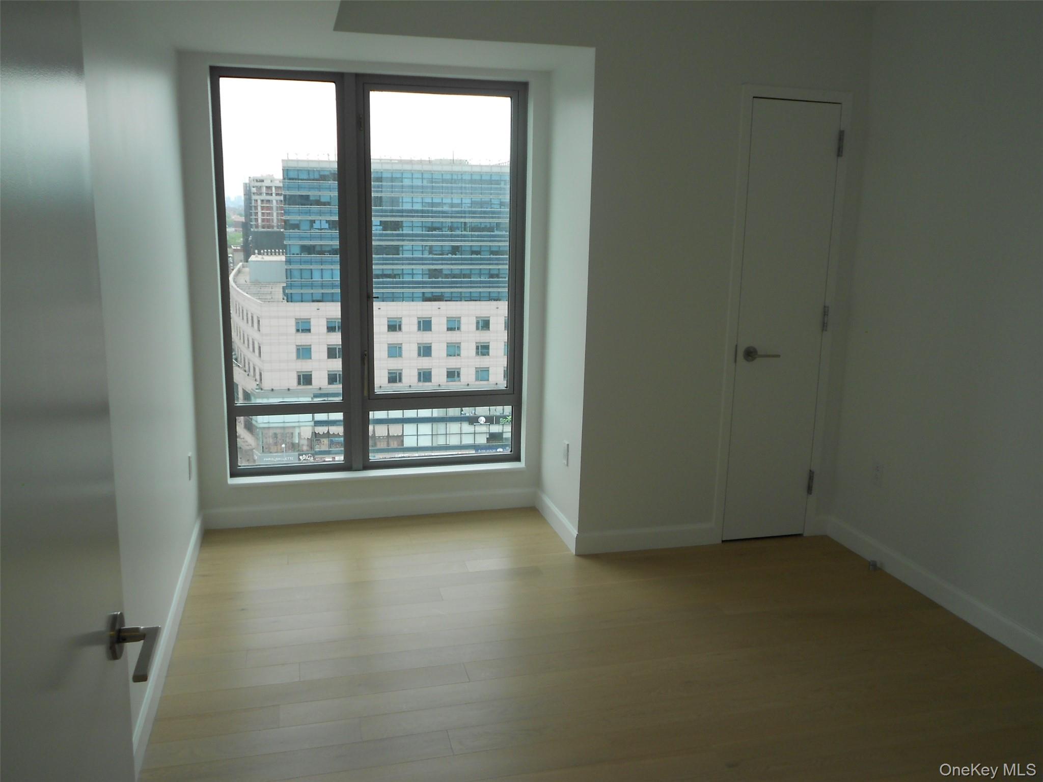 138-35 39 Avenue 11g Property Photo 5