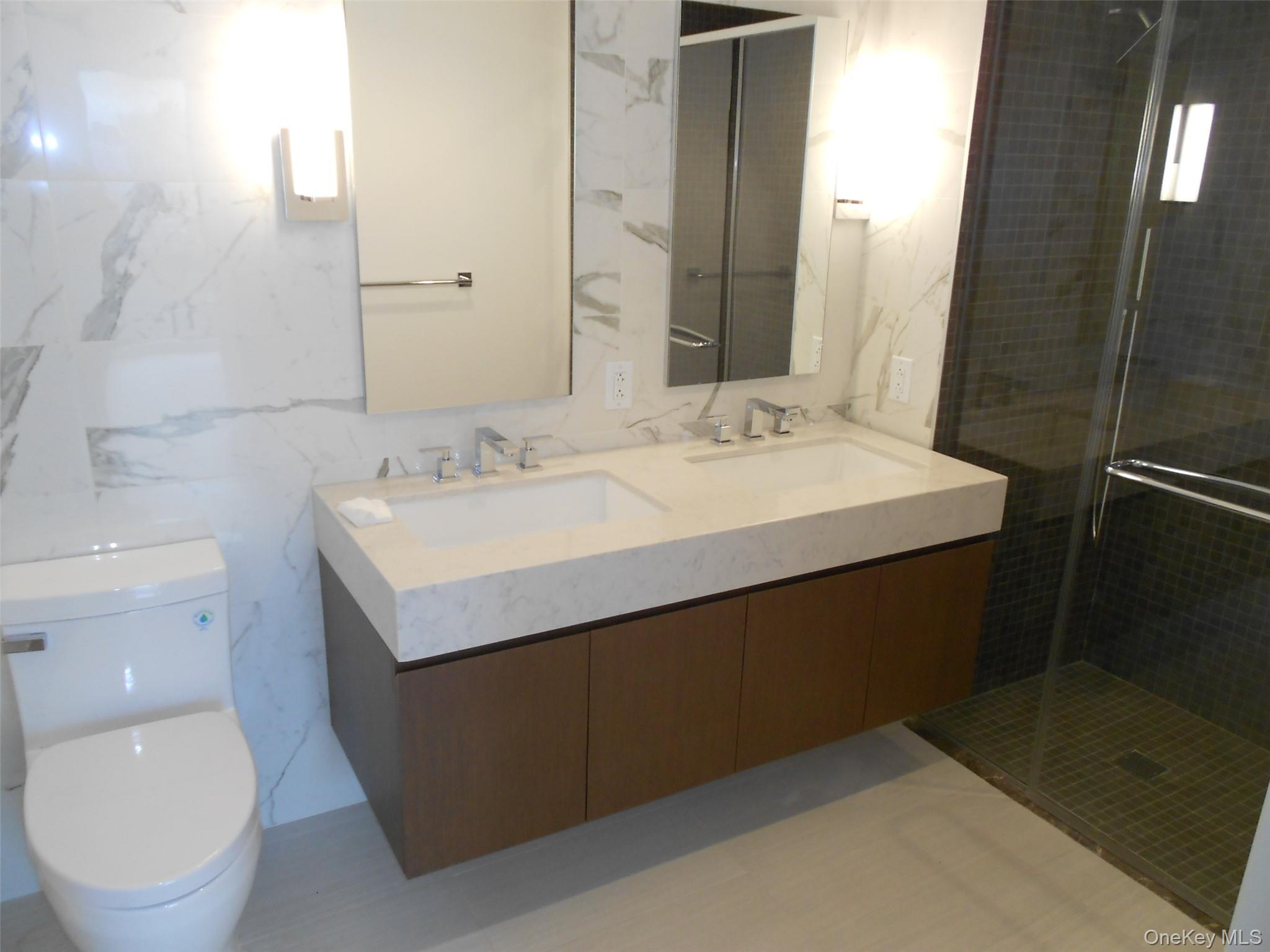 138-35 39 Avenue 11g Property Photo 6