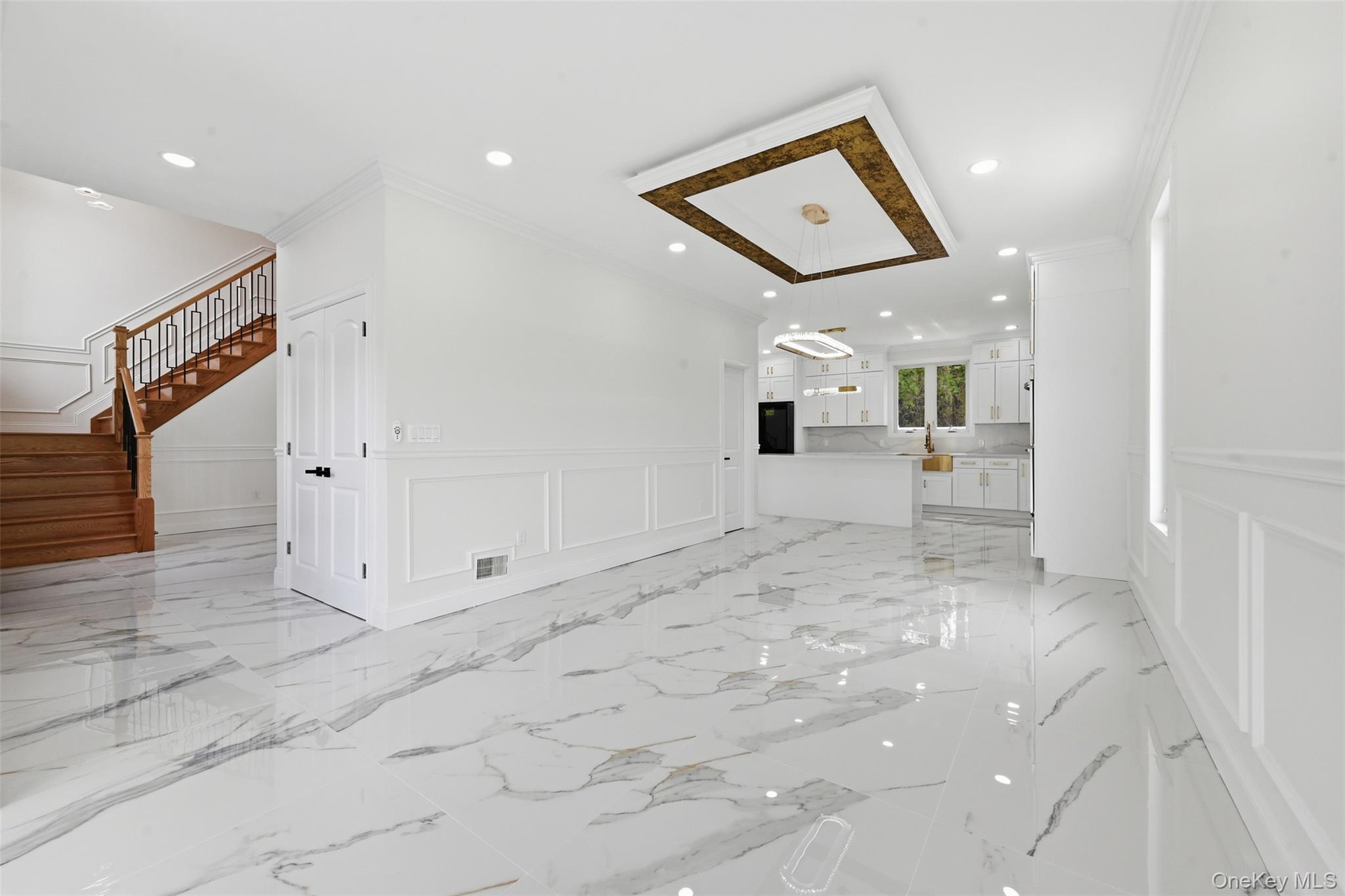 1275 Barry Drive Property Photo 13